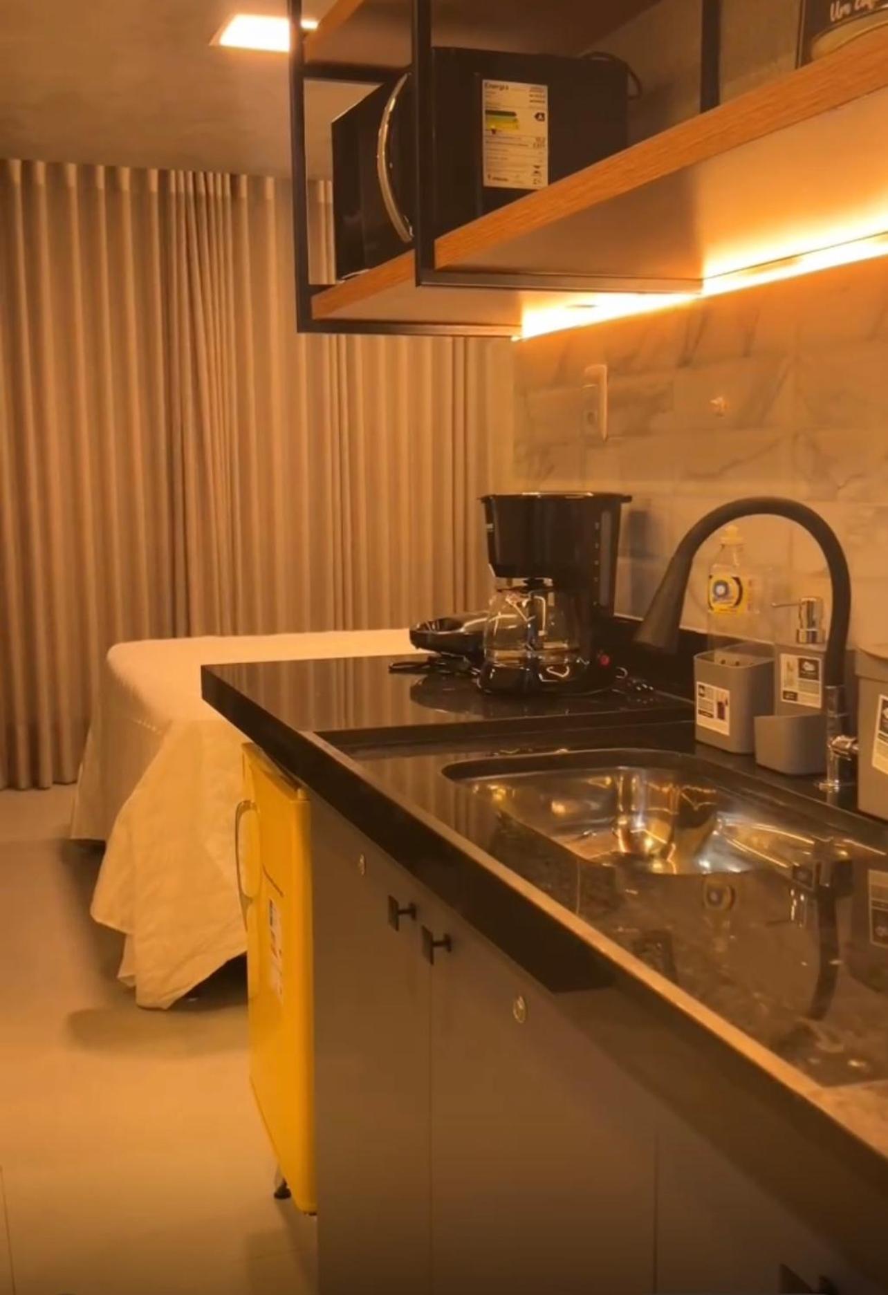 Storey Luxor Flats Caribessa - 002 Com